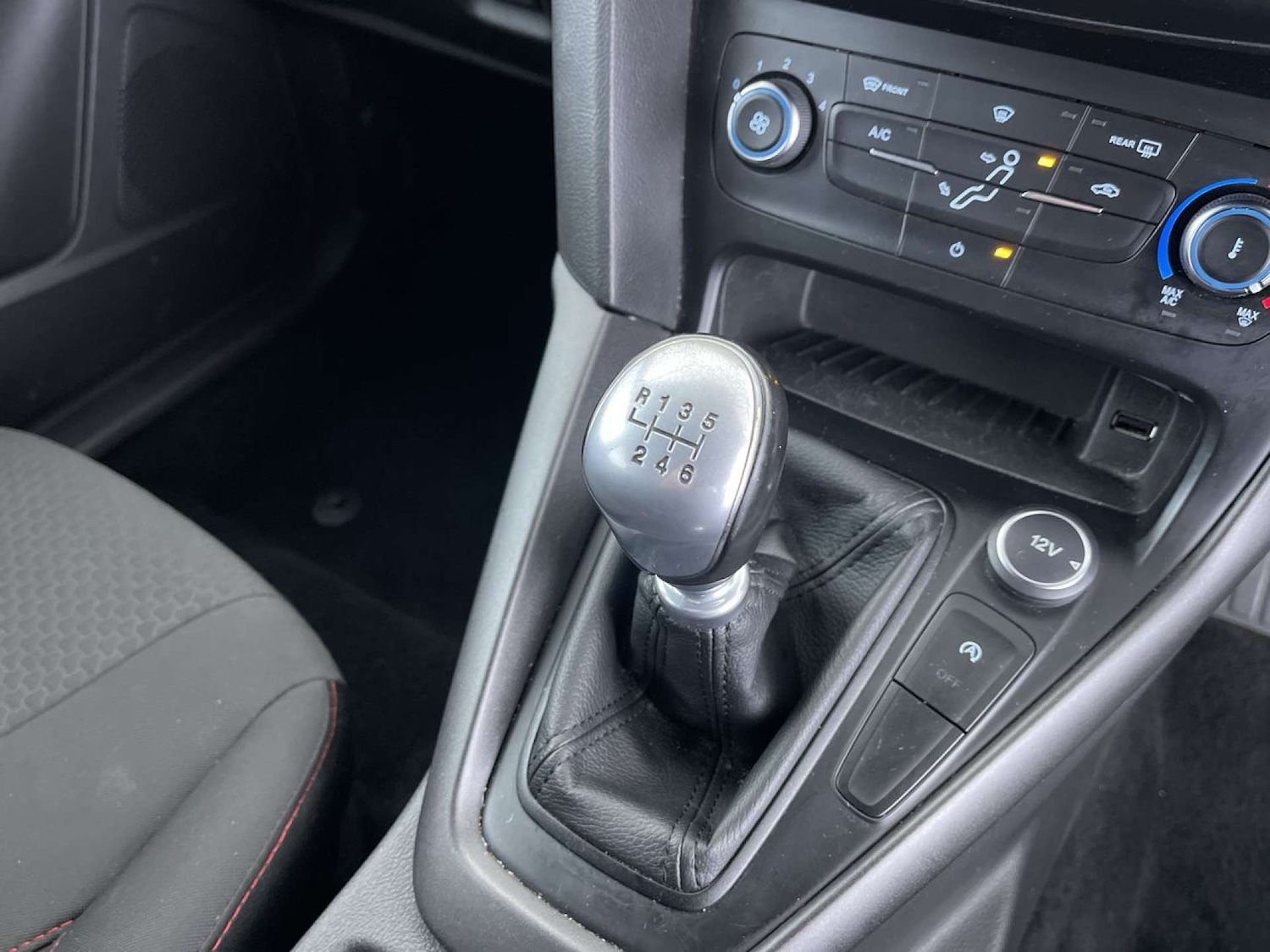 Used Ford Focus 2017 for sale - 76402712: Photo 48