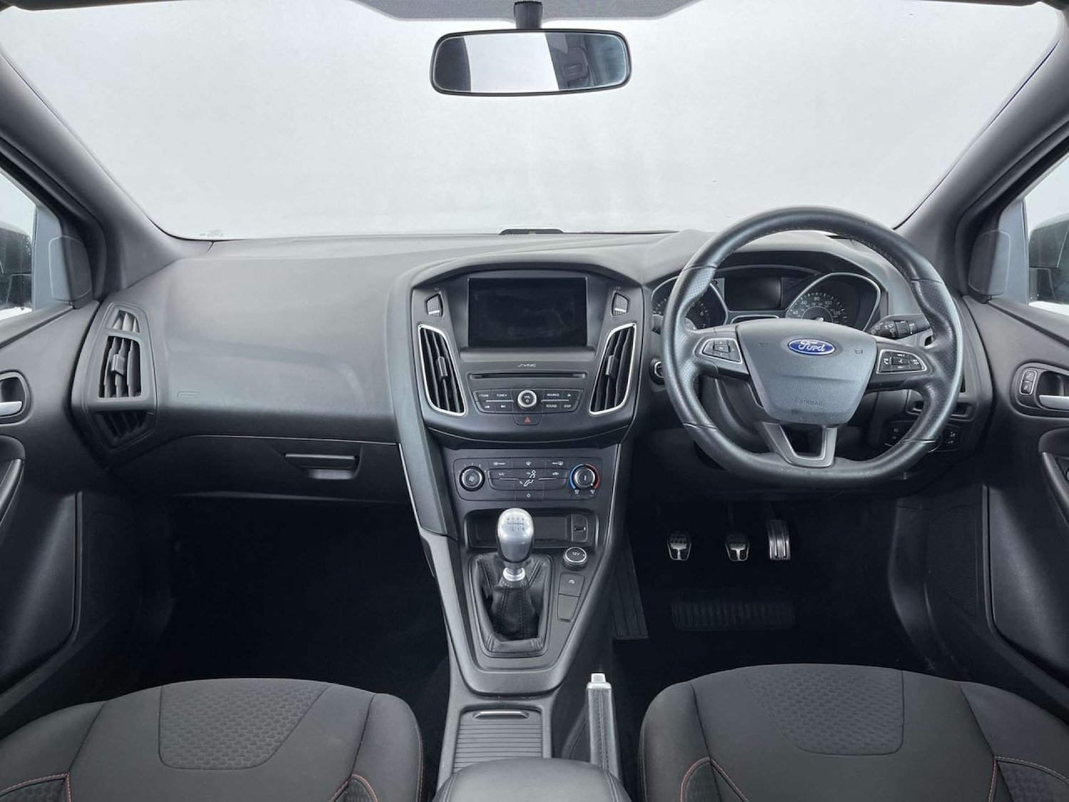 Used Ford Focus 2017 for sale - 76402712: Photo 8