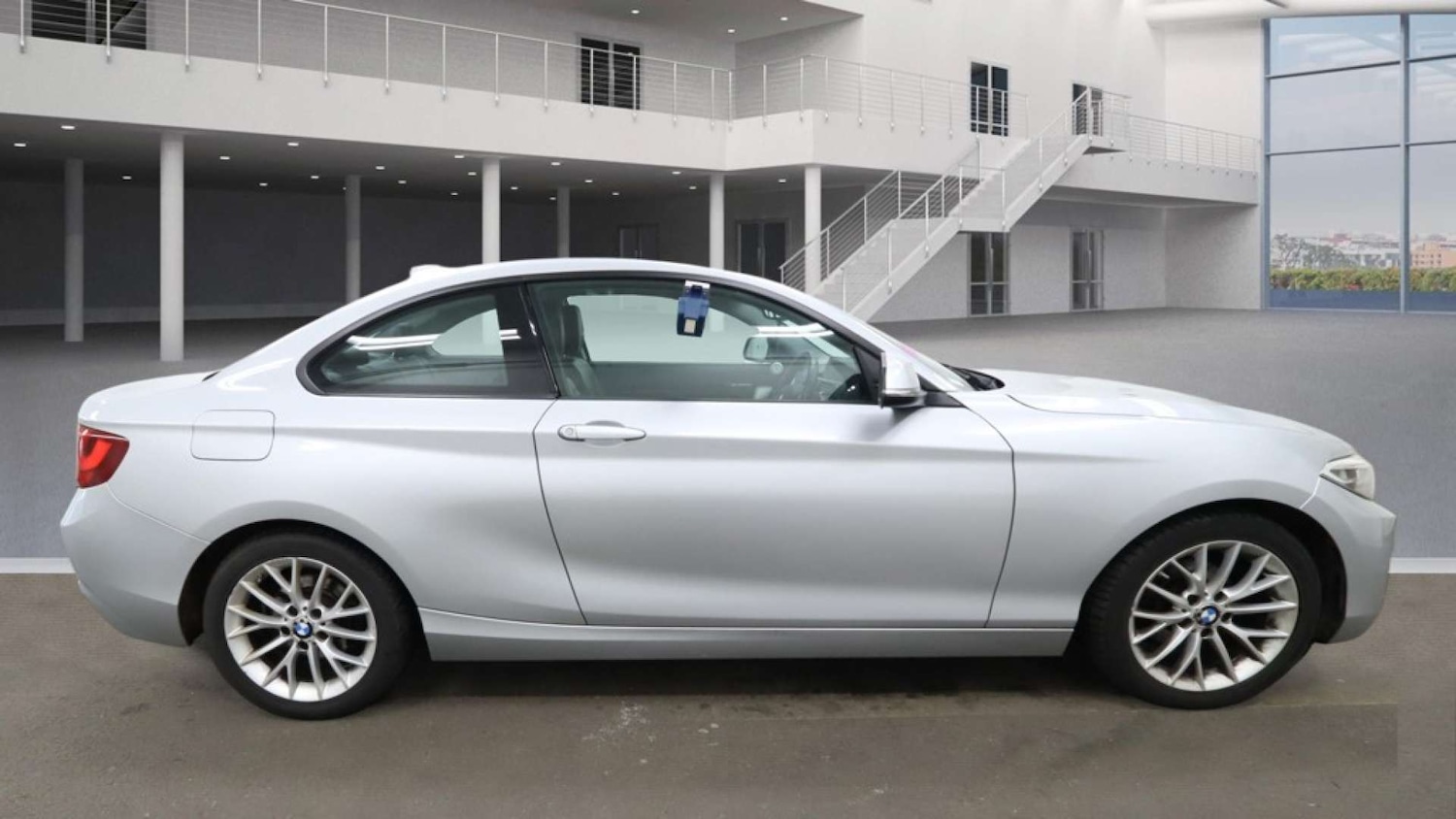 Used BMW 2 Series 2016 for sale - 77983787: Photo 5