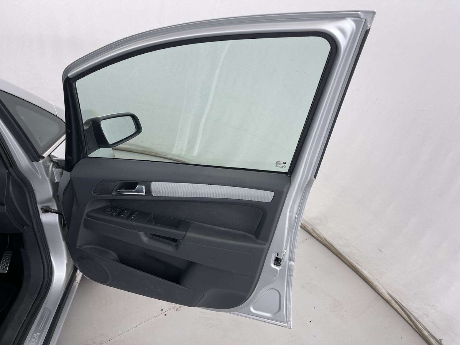 Used Vauxhall Zafira 2008 for sale - 76005165: Photo 29