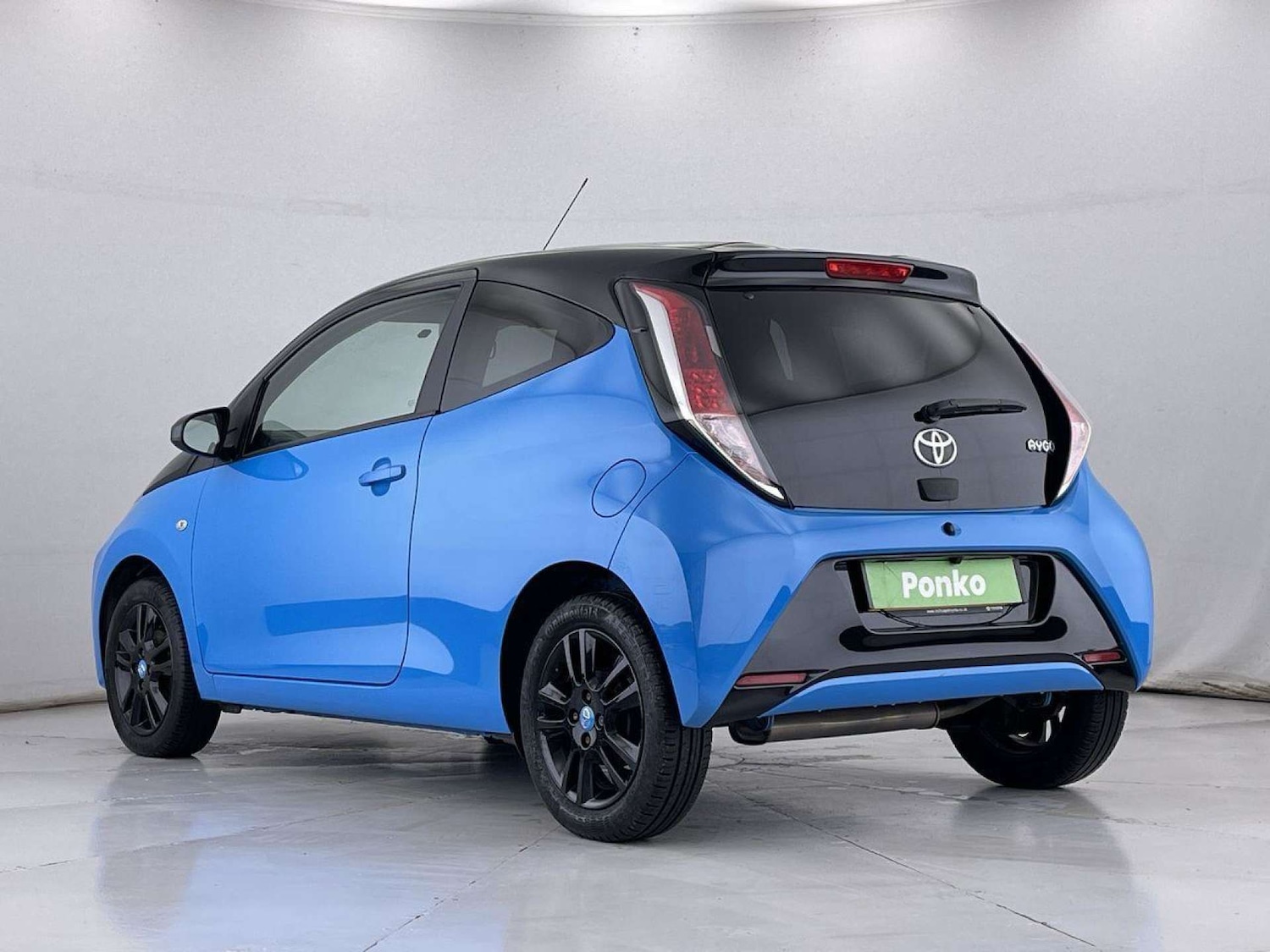 Used Toyota AYGO 2015 for sale - 75958278: Photo 3