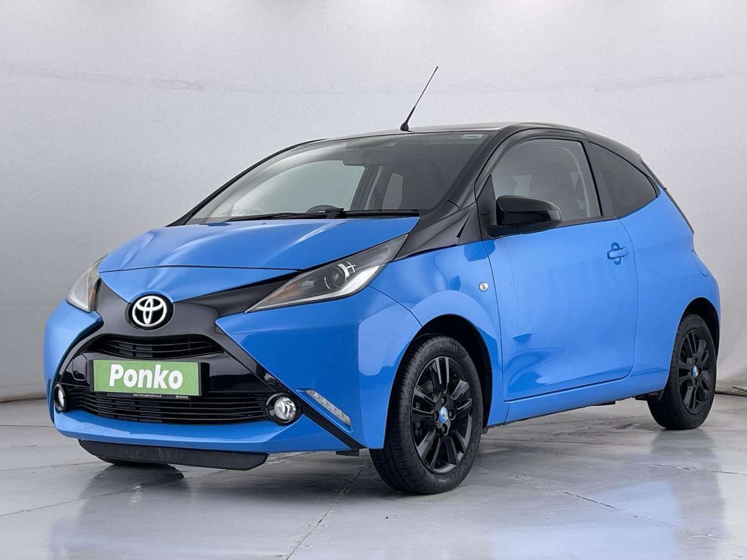 Used Toyota AYGO 2015 for sale - 75958278: Photo 4