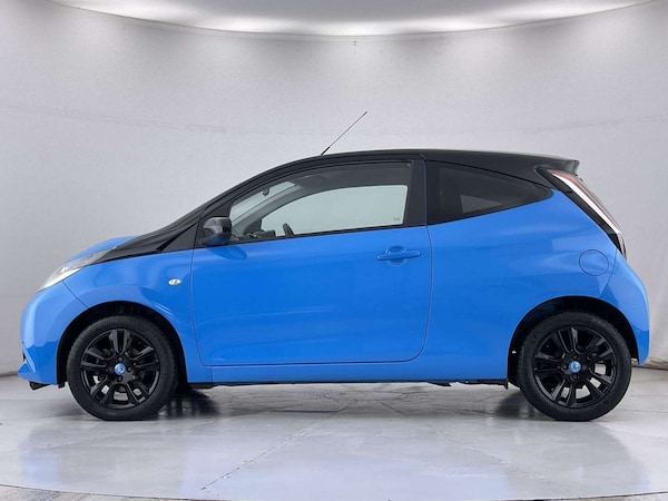 Used Toyota AYGO 2015 for sale - 75958278: Photo 69