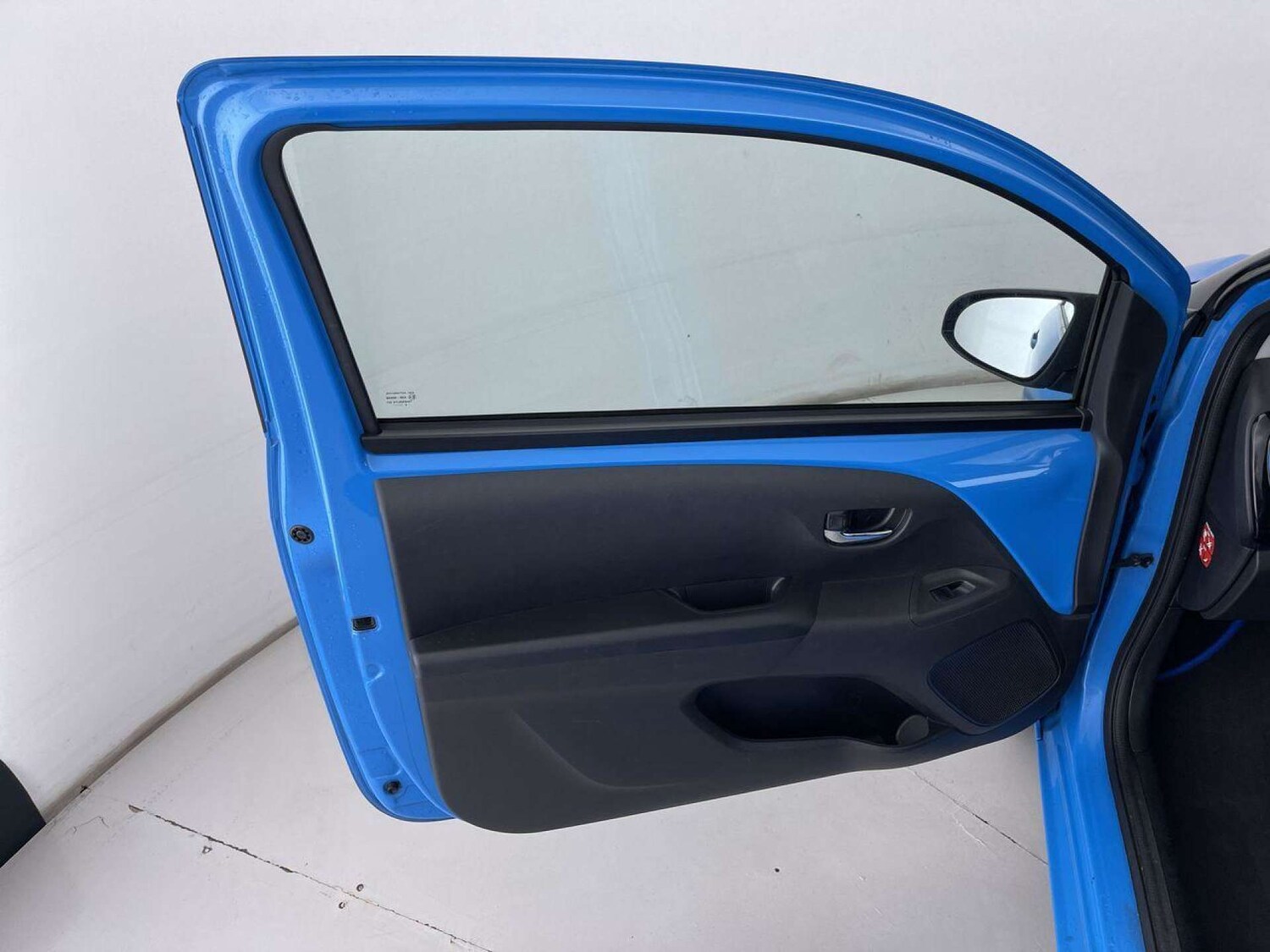 Used Toyota AYGO 2015 for sale - 75958278: Photo 80