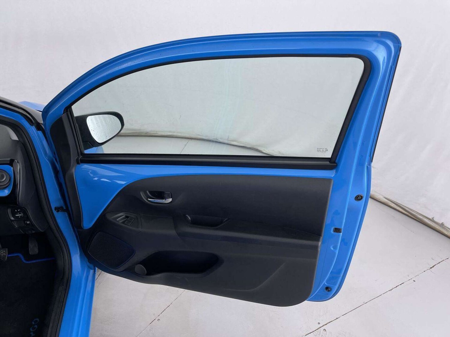 Used Toyota AYGO 2015 for sale - 75958278: Photo 81