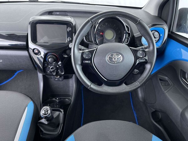 Used Toyota AYGO 2015 for sale - 75958278: Photo 86
