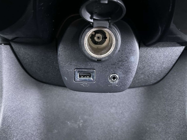 Used Toyota AYGO 2015 for sale - 75958278: Photo 96