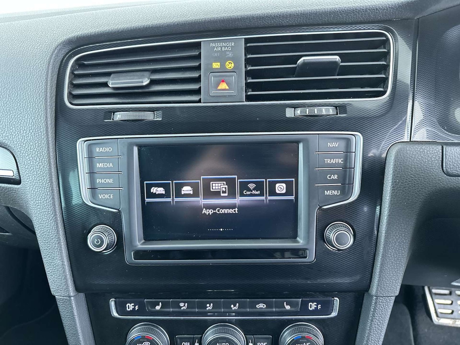 Used Volkswagen Golf 2017 for sale - 77872443: Photo 36