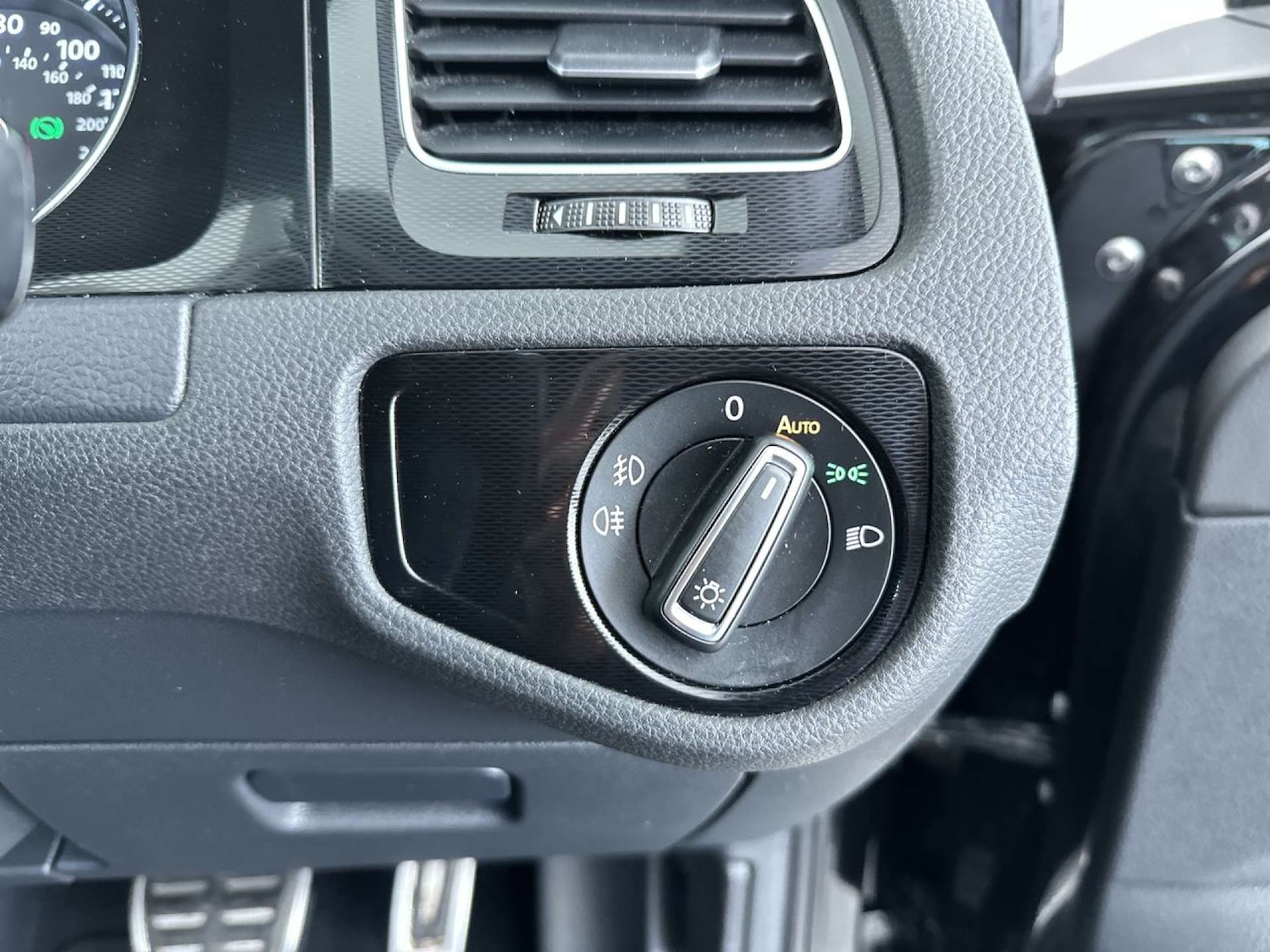 Used Volkswagen Golf 2017 for sale - 77872443: Photo 45