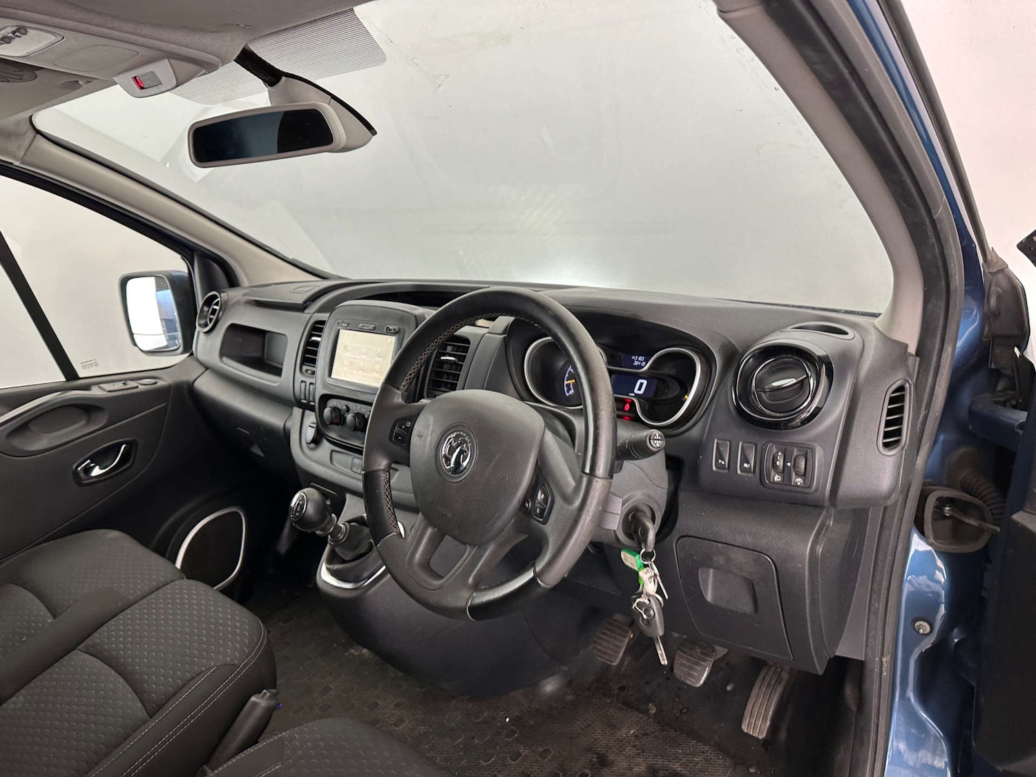 Used Vauxhall Vivaro 2017 for sale - 78210401: Photo 9