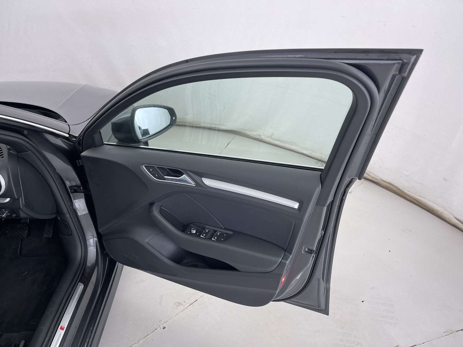 Used Audi A3 2015 for sale - 76735783: Photo 29