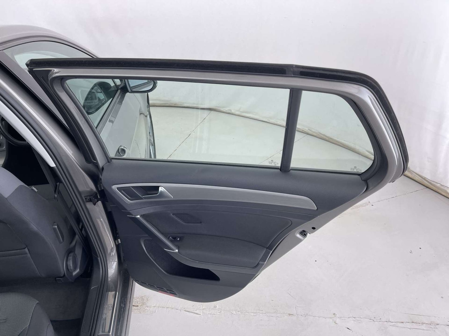 Used Volkswagen Golf 2016 for sale - 76623853: Photo 30