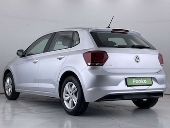 Used Volkswagen Polo 2018 for sale - 77502010: Photo