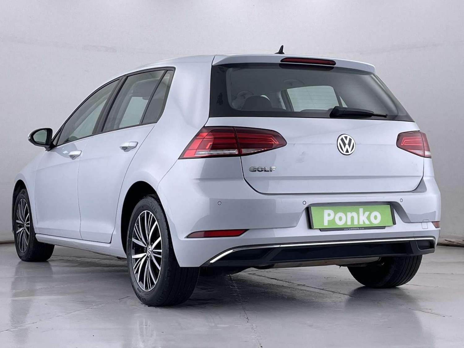 Used Volkswagen Golf 2018 for sale - 77245603: Photo 3