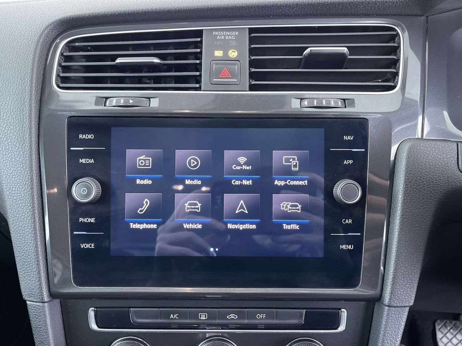 Used Volkswagen Golf 2018 for sale - 77245603: Photo 40