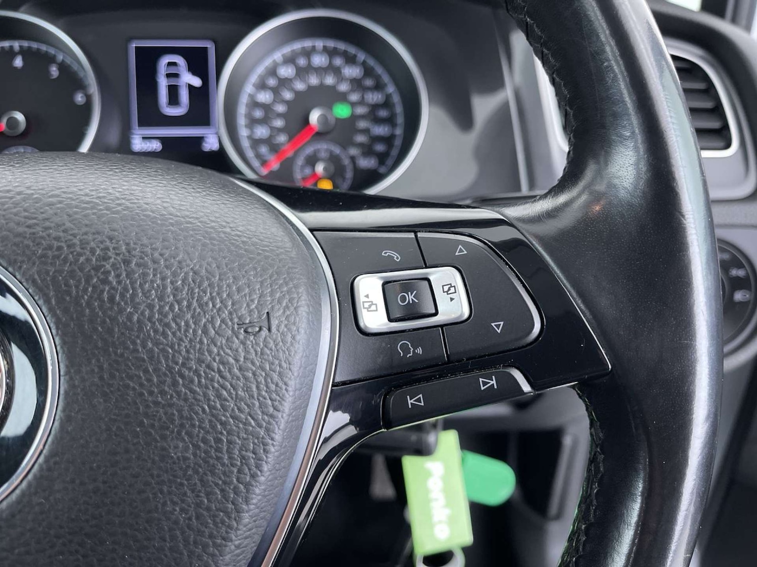 Used Volkswagen Golf 2018 for sale - 77245603: Photo 53