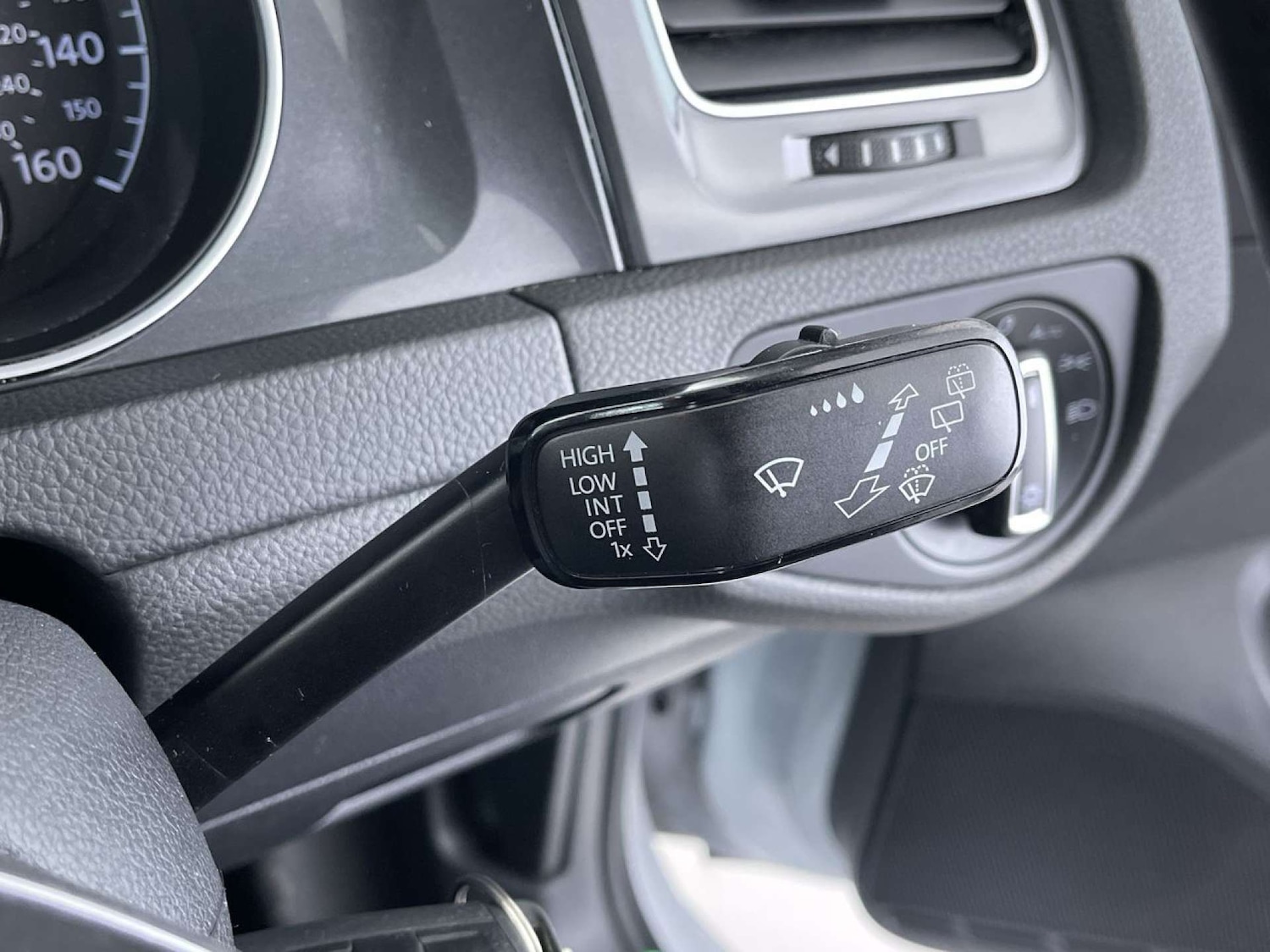 Used Volkswagen Golf 2018 for sale - 77245603: Photo 55