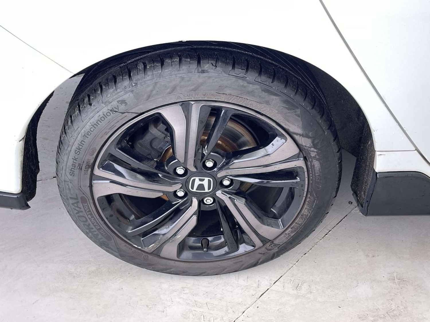 Used Honda Civic 2018 for sale - 76210028: Photo 23