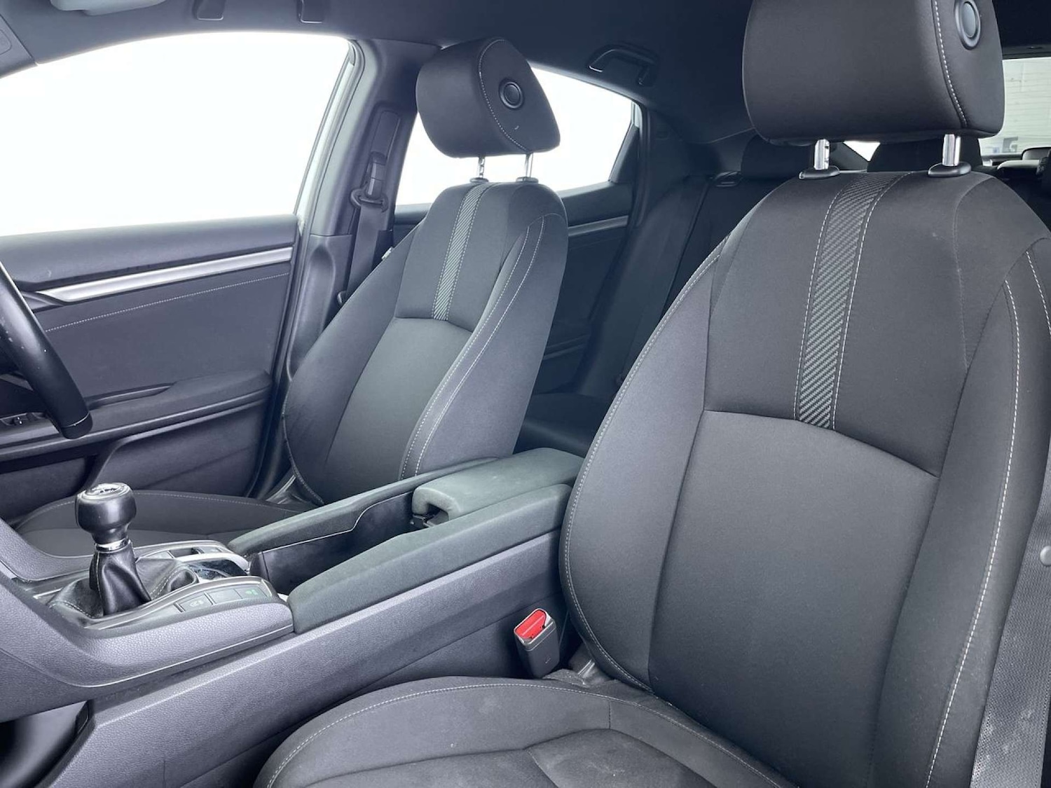 Used Honda Civic 2018 for sale - 76210028: Photo 31