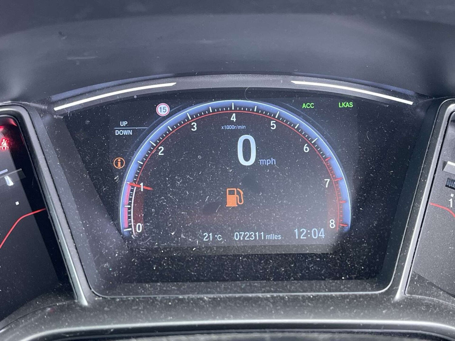 Used Honda Civic 2018 for sale - 76210028: Photo 39