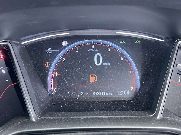 Used Honda Civic 2018 for sale - 76210028: Photo 39