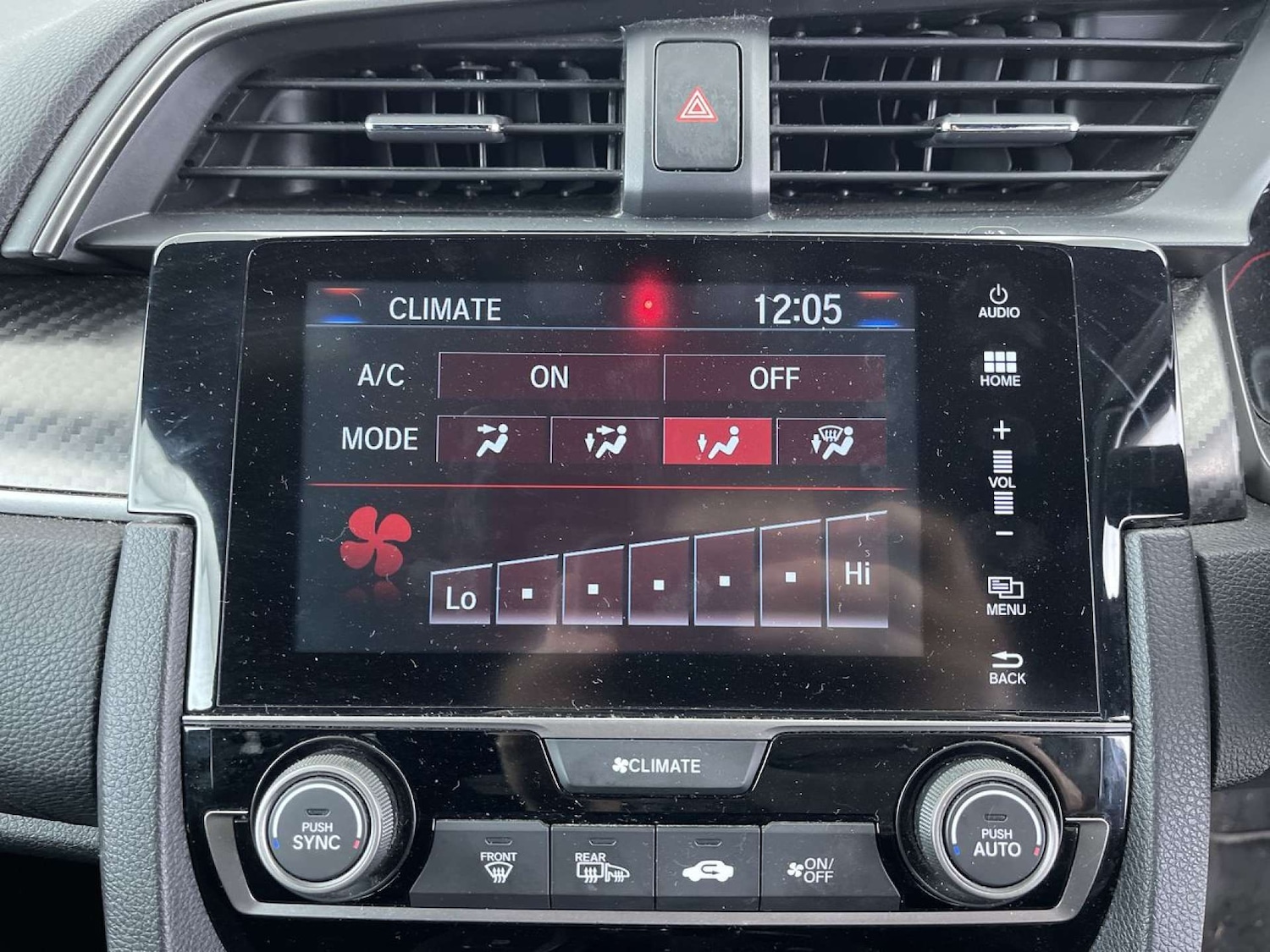 Used Honda Civic 2018 for sale - 76210028: Photo 45