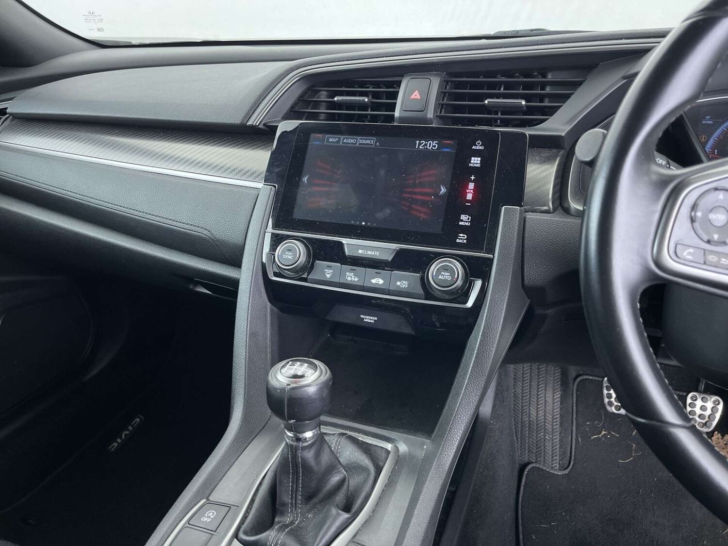 Used Honda Civic 2018 for sale - 76210028: Photo 46