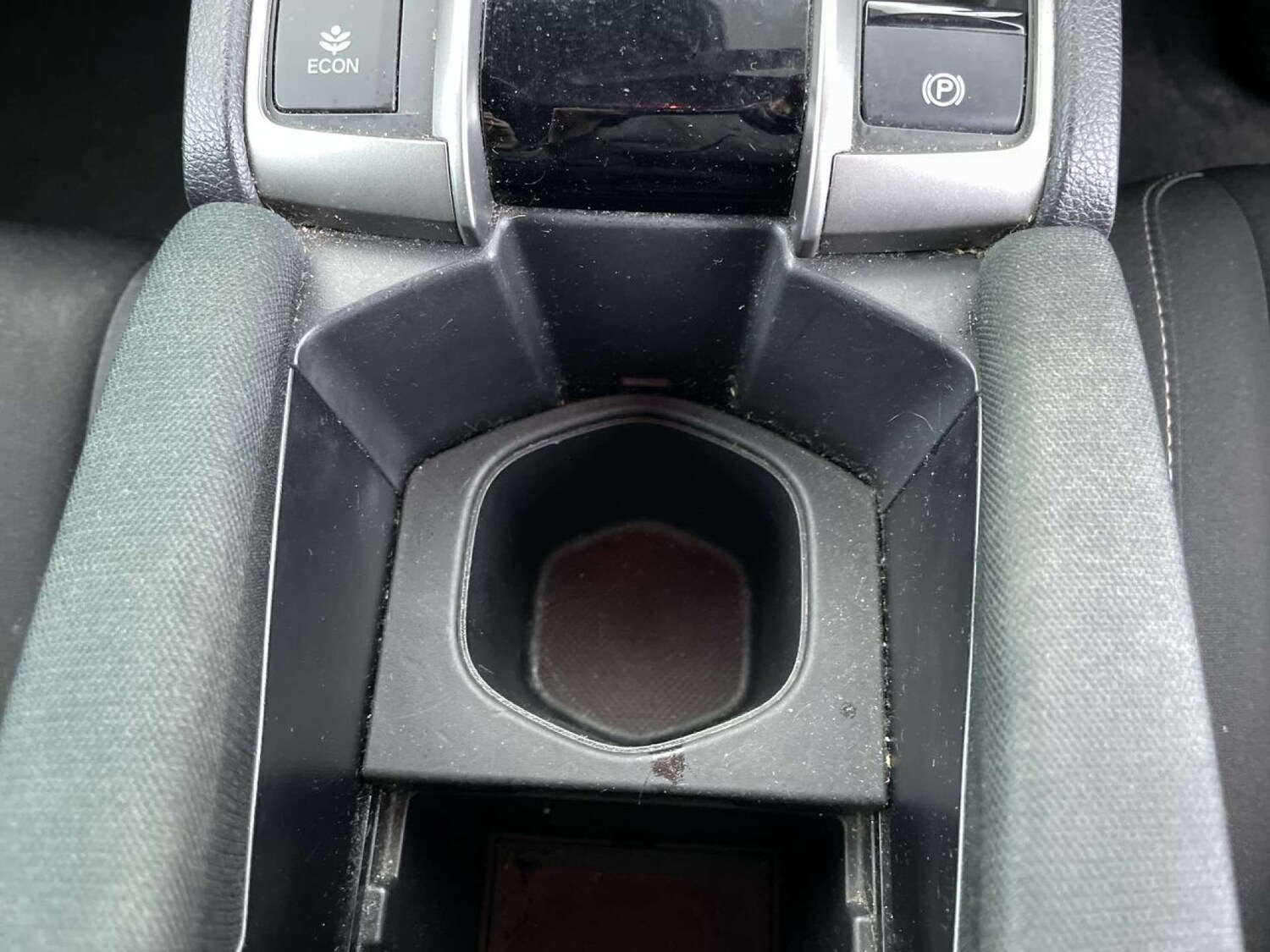 Used Honda Civic 2018 for sale - 76210028: Photo 48