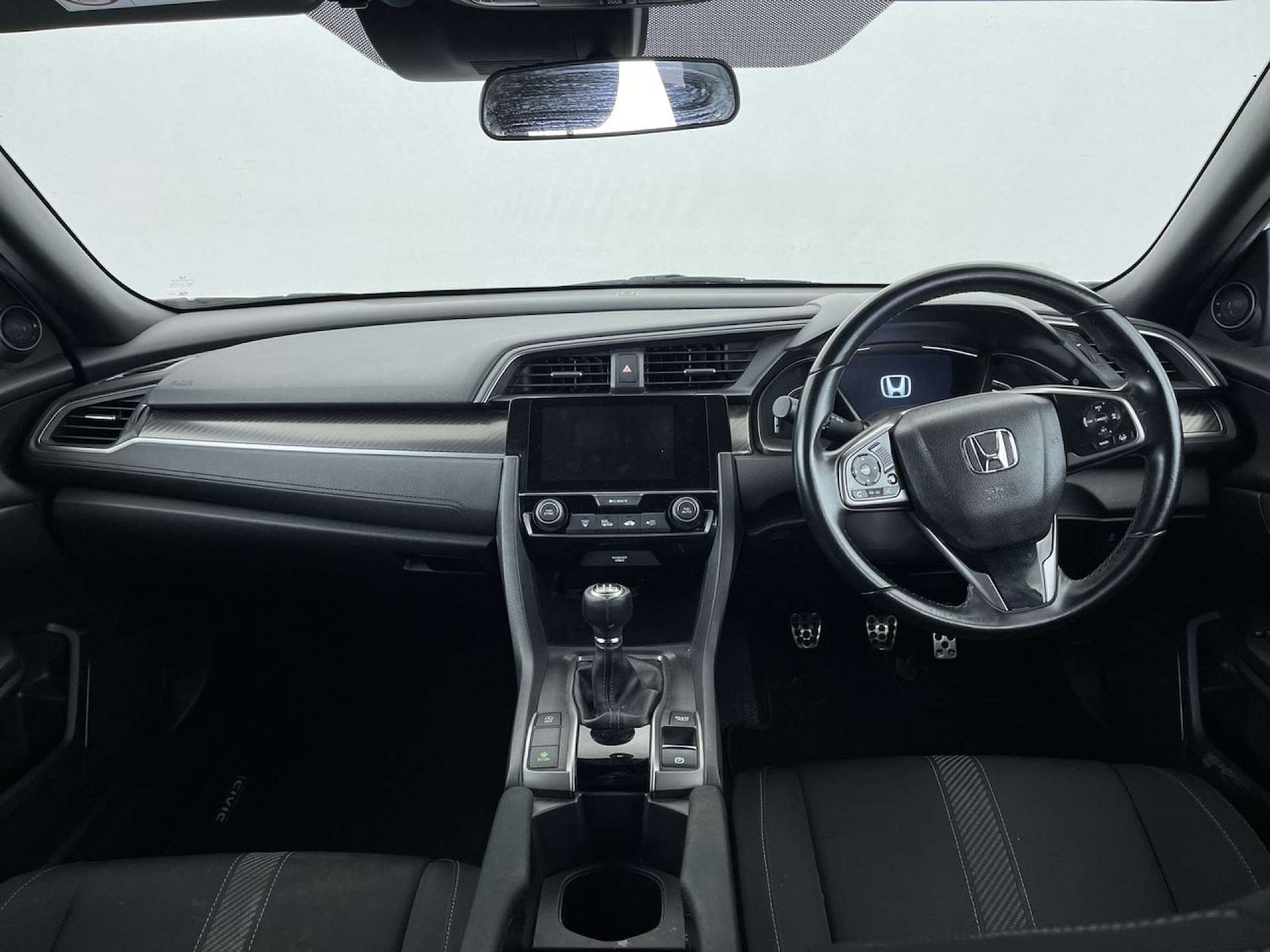 Used Honda Civic 2018 for sale - 76210028: Photo 8