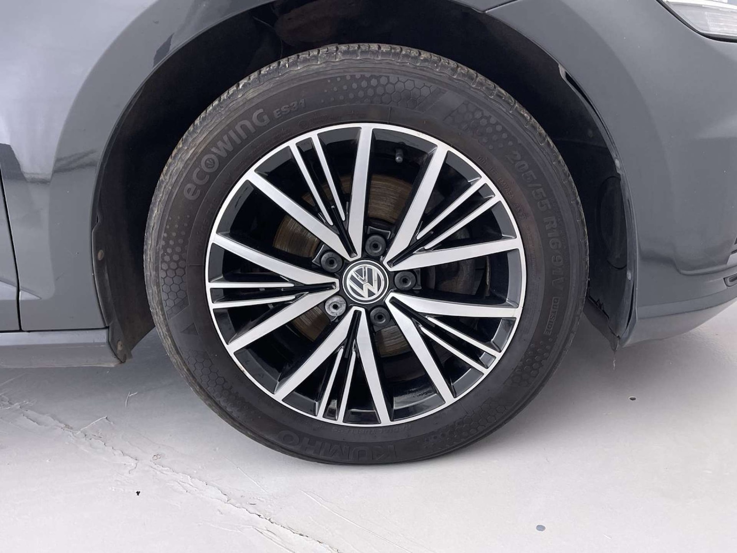 Used Volkswagen Golf 2017 for sale - 76829977: Photo 24