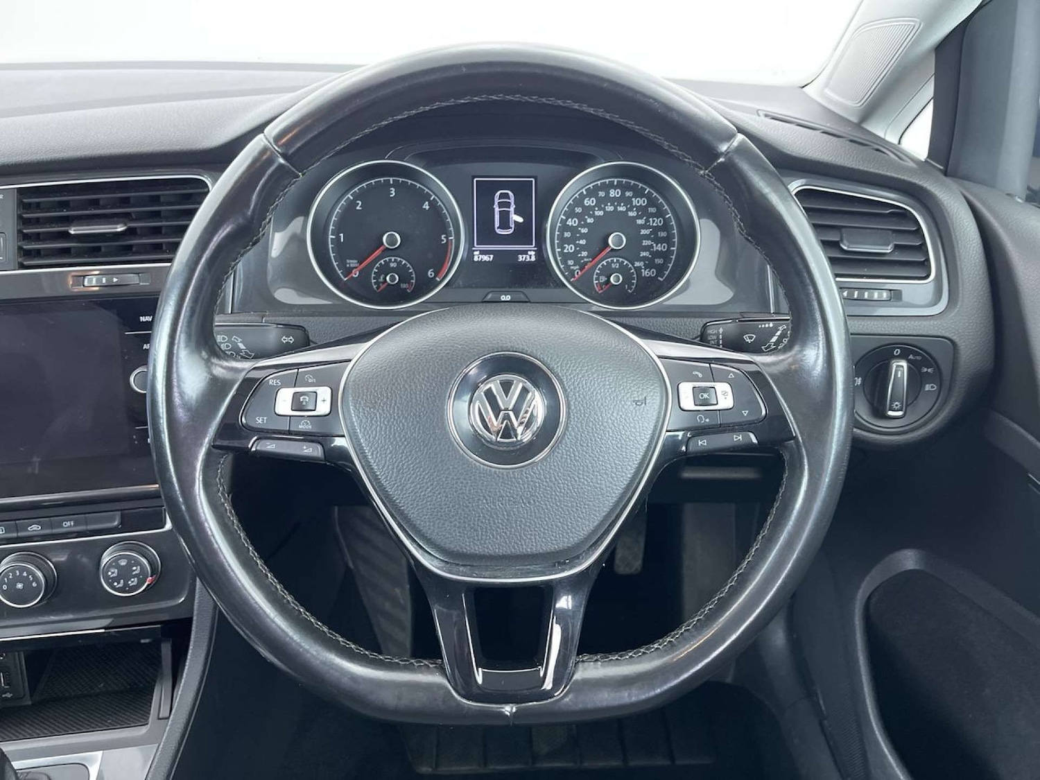 Used Volkswagen Golf 2017 for sale - 76829977: Photo 36