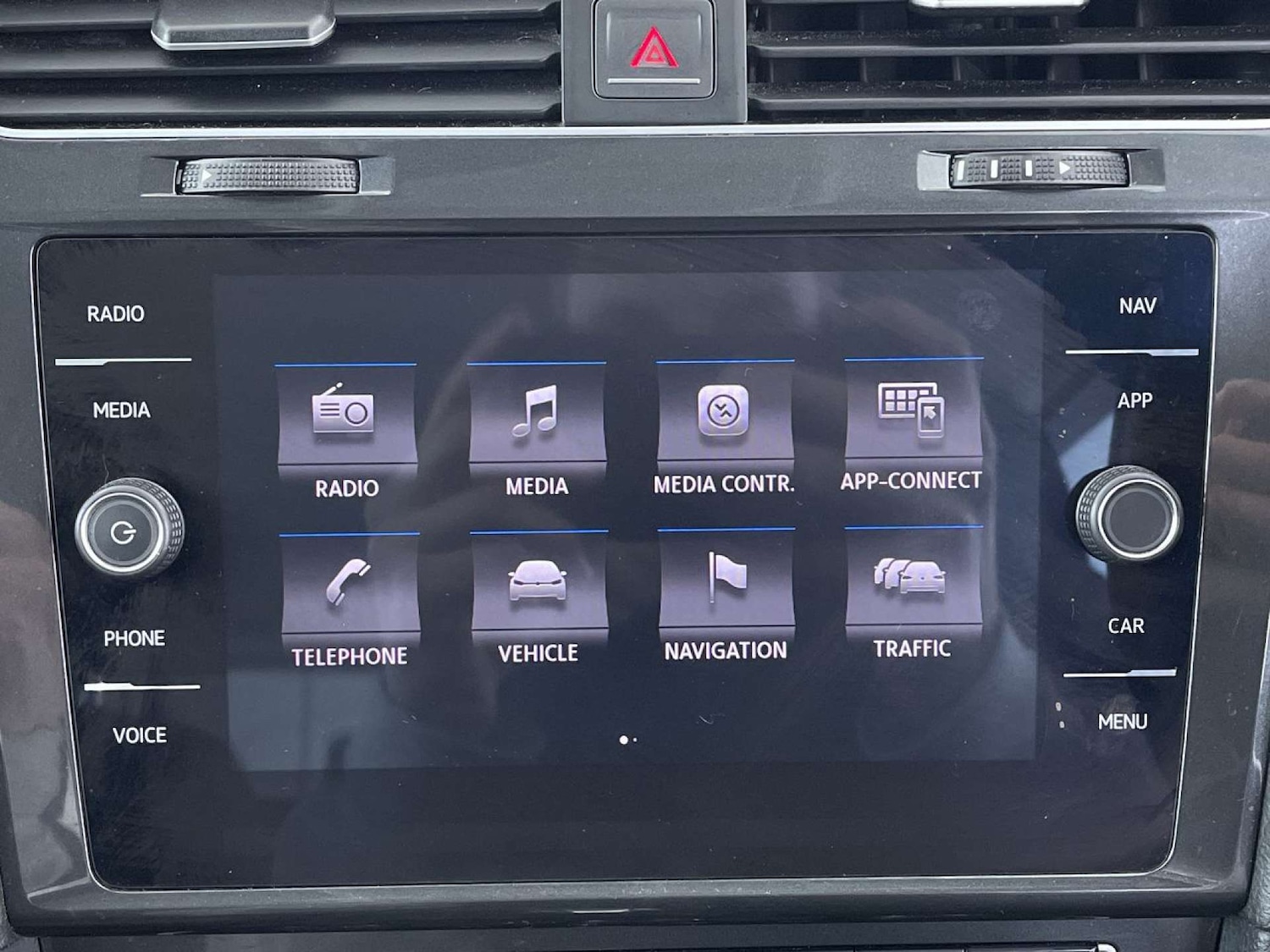 Used Volkswagen Golf 2017 for sale - 76829977: Photo 40