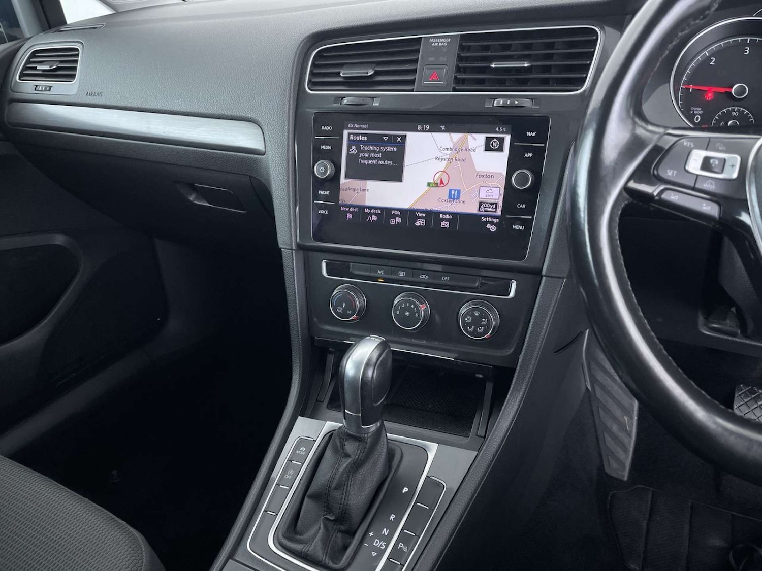 Used Volkswagen Golf 2017 for sale - 76829977: Photo 45