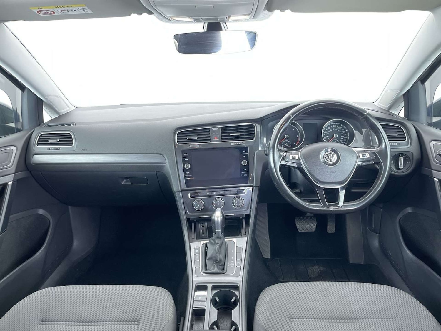 Used Volkswagen Golf 2017 for sale - 76829977: Photo 8