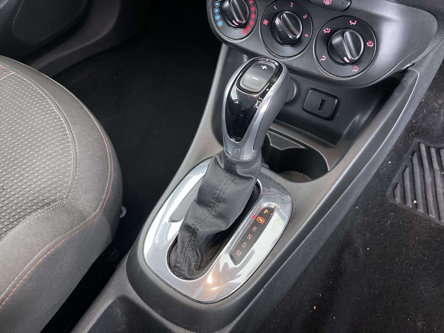 Used Vauxhall Corsa 2018 for sale - 76602049: Photo 46