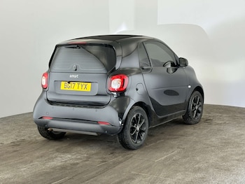 Used smart fortwo 2017 for sale - 79596243: Photo