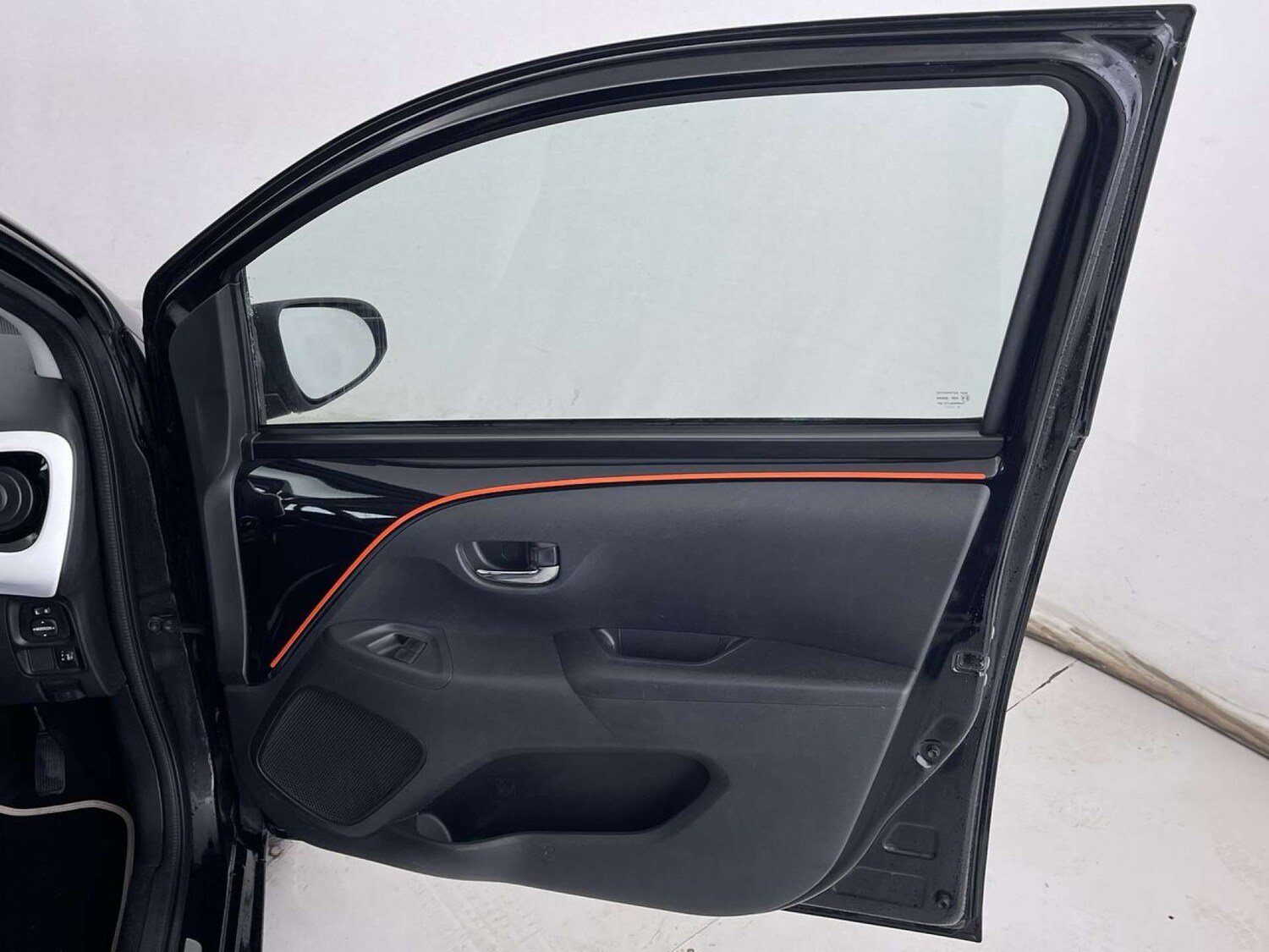 Used Peugeot 108 2016 for sale - 76829981: Photo 29