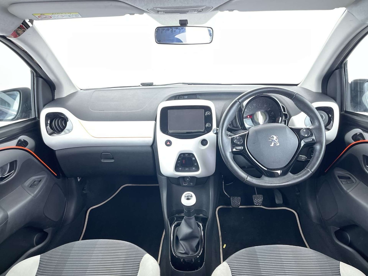 Used Peugeot 108 2016 for sale - 76829981: Photo 8