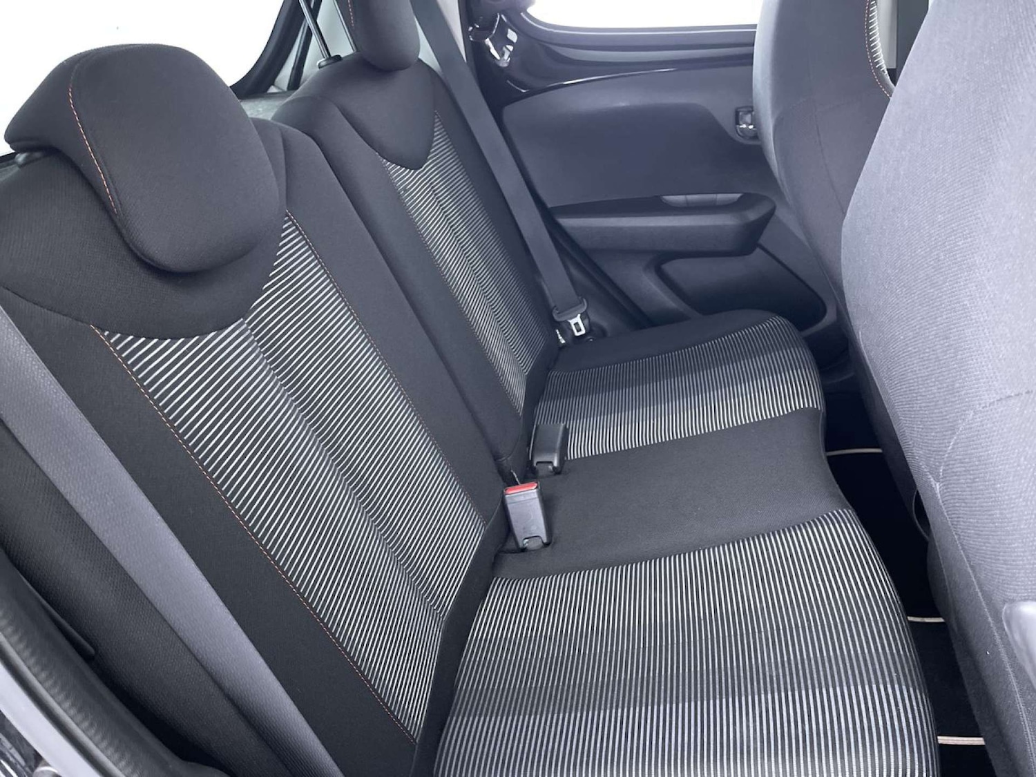 Used Peugeot 108 2016 for sale - 76829981: Photo 9