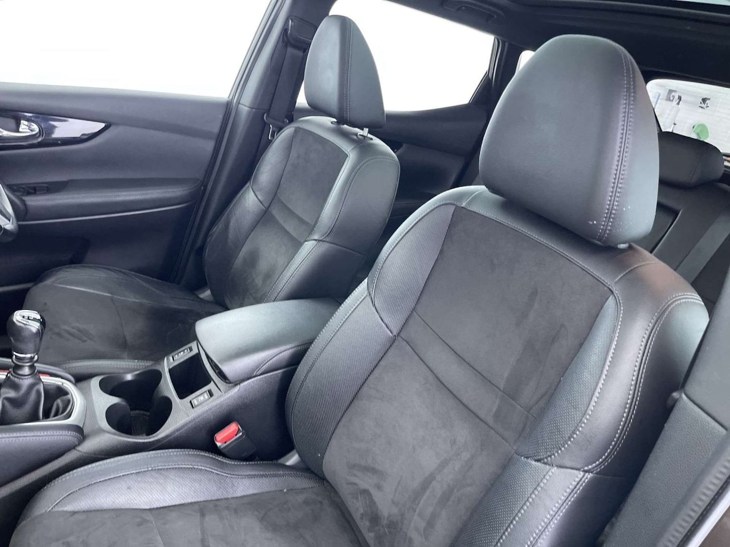 Used Nissan Qashqai 2017 for sale - 76481389: Photo 31