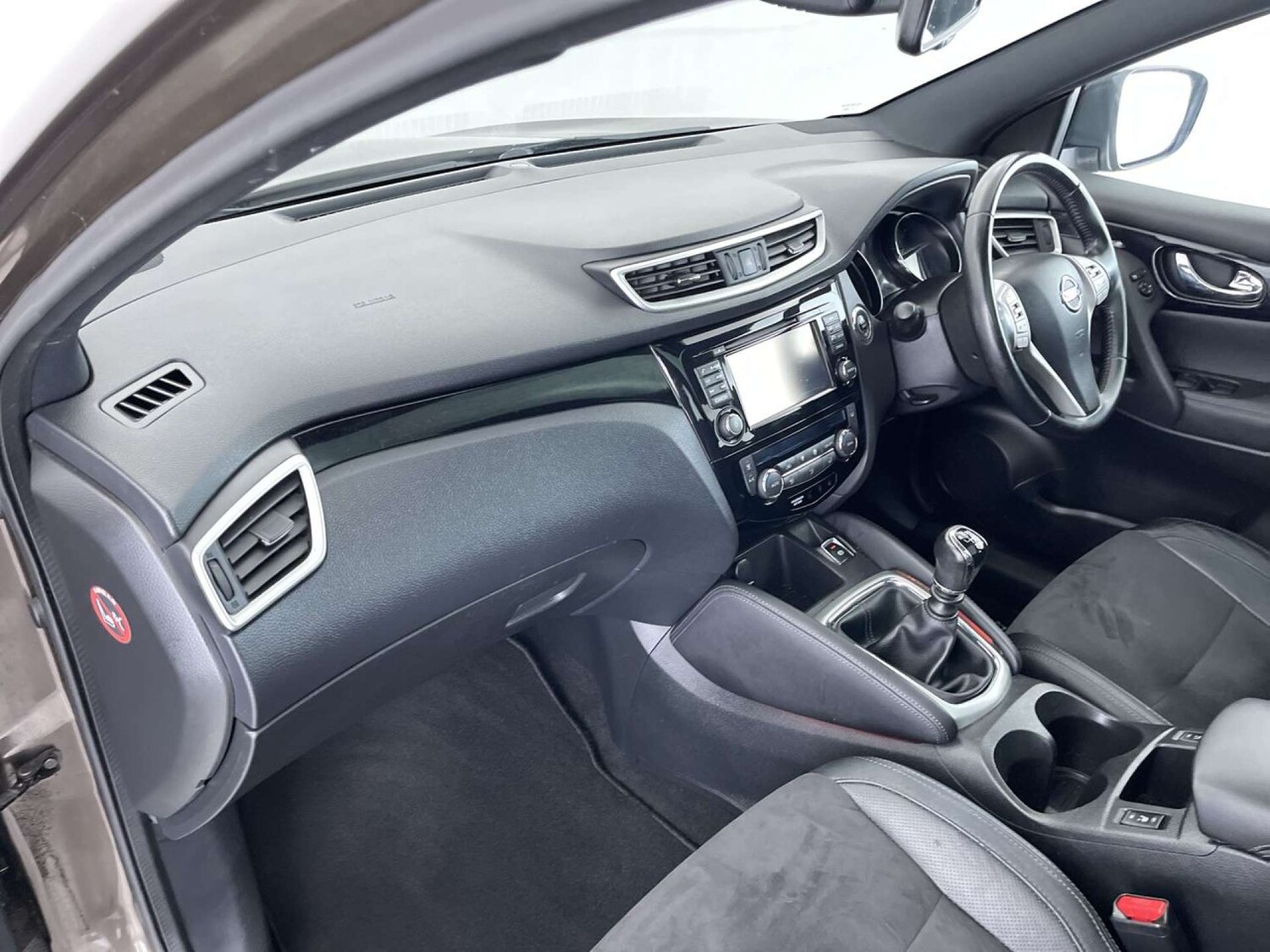 Used Nissan Qashqai 2017 for sale - 76481389: Photo 32