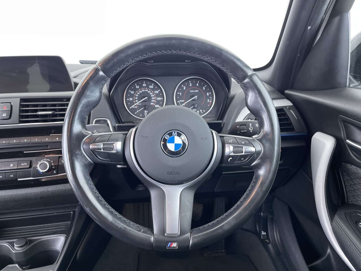 Used BMW 1 Series 2017 for sale - 76008993: Photo 36