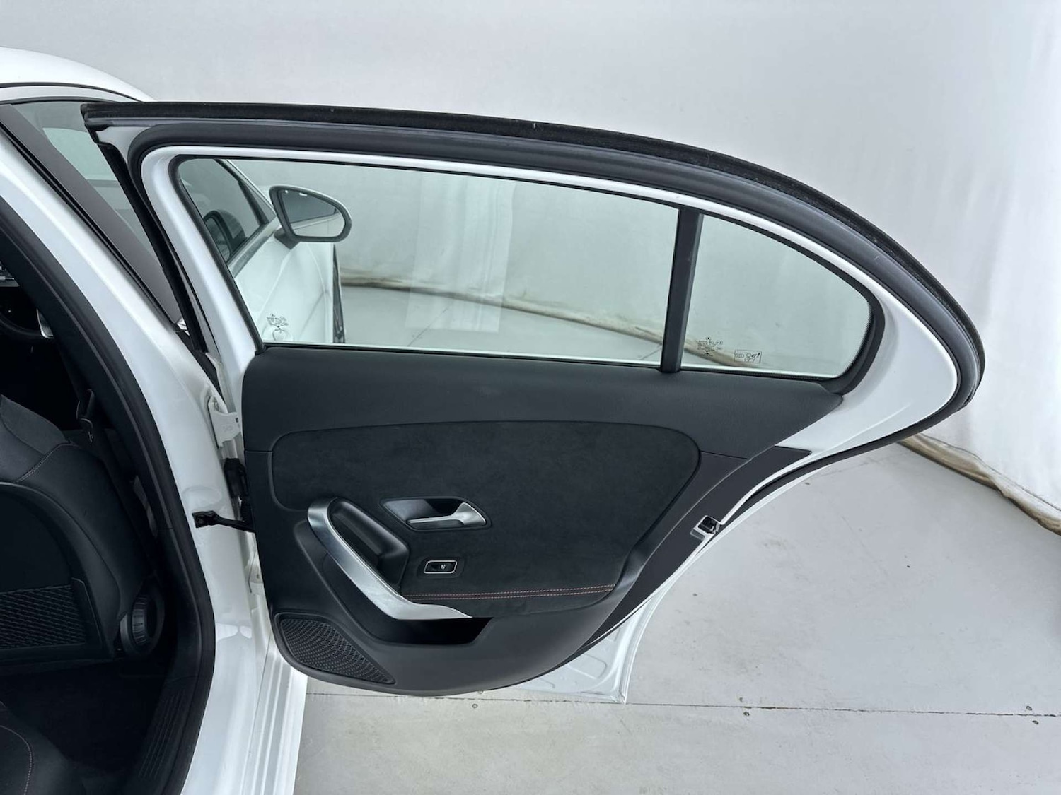 Used Mercedes-Benz A-Class 2019 for sale - 77339191: Photo 30