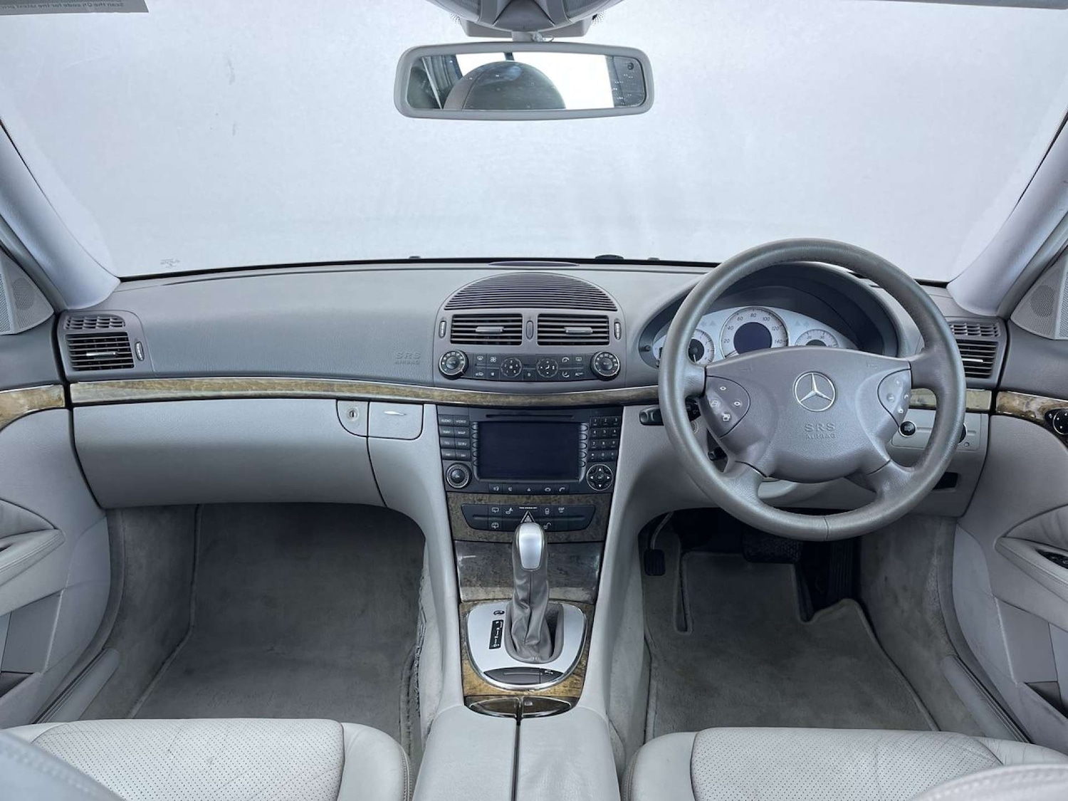 Used Mercedes-Benz E Class 2004 for sale - 77318468: Photo 8