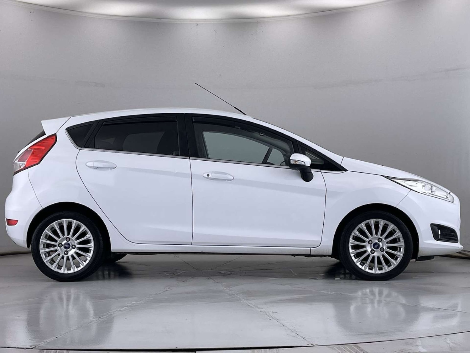 Used Ford Fiesta 2013 for sale - 76100790: Photo 15