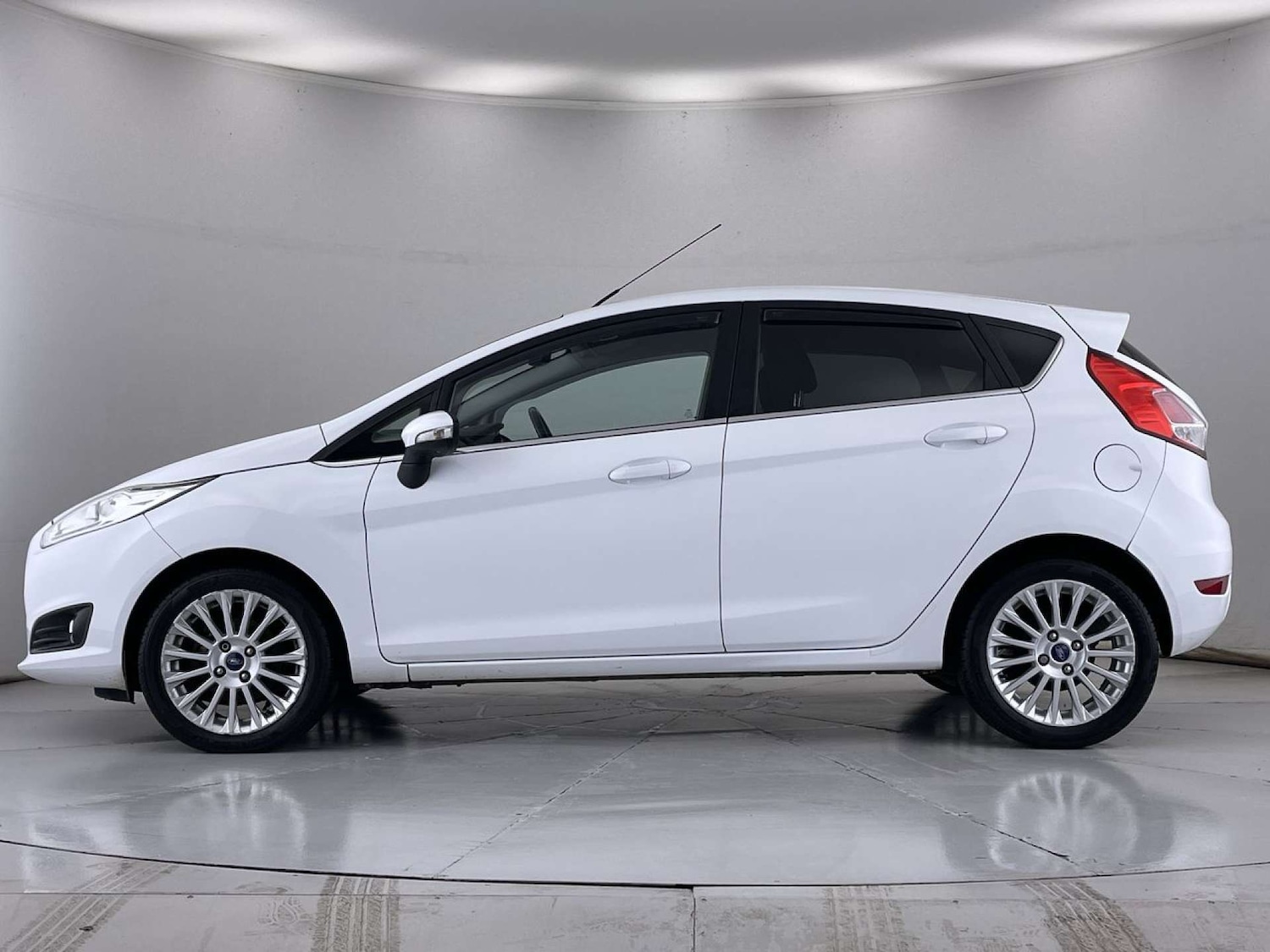 Used Ford Fiesta 2013 for sale - 76100790: Photo 16