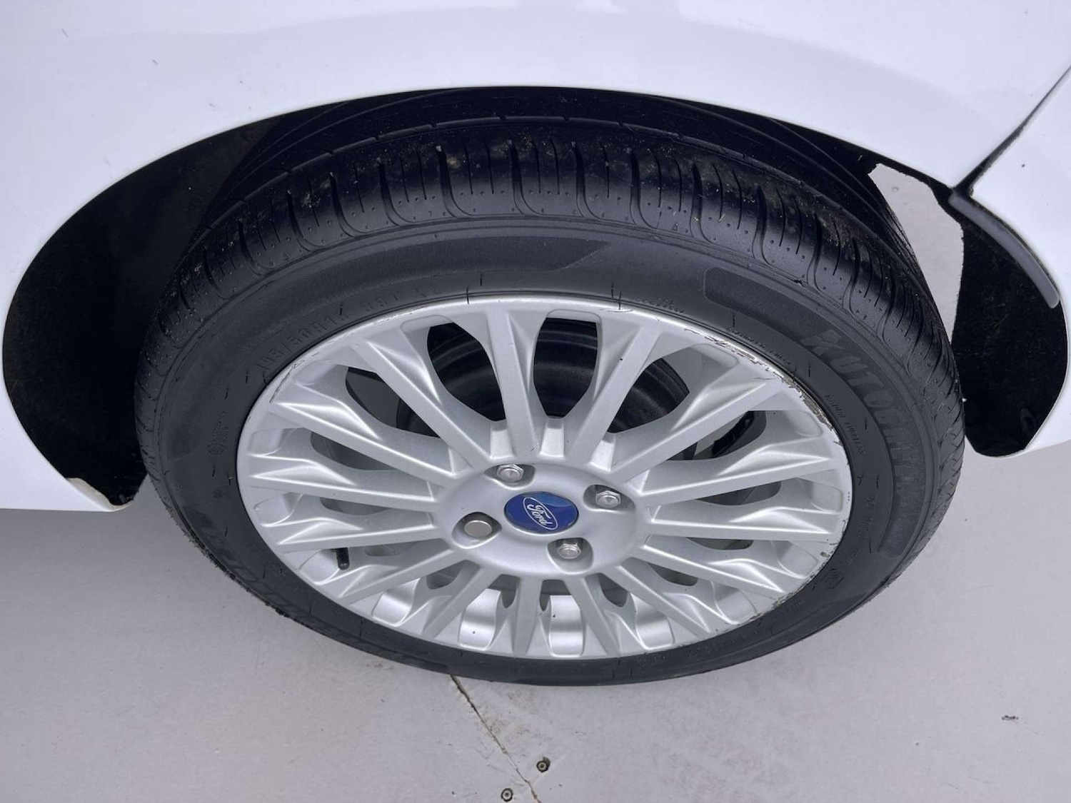 Used Ford Fiesta 2013 for sale - 76100790: Photo 22