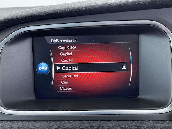 Used Volvo V40 2017 for sale - 76319148: Photo 41