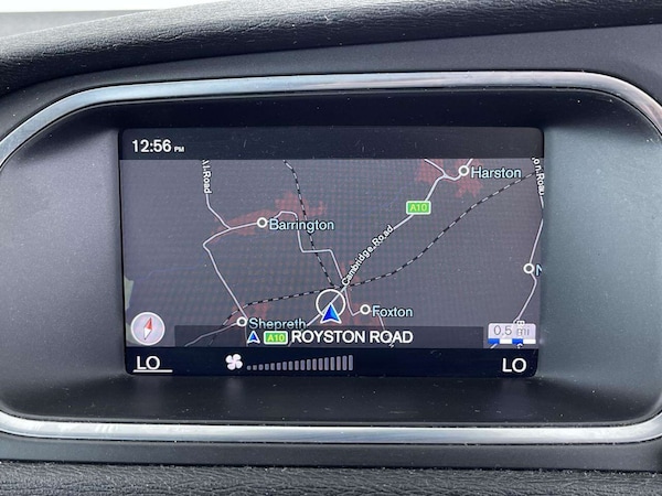 Used Volvo V40 2017 for sale - 76319148: Photo 42