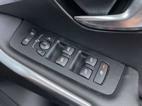 Used Volvo V40 2017 for sale - 76319148: Photo 51